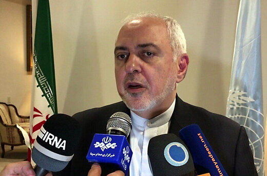 ظریف: ایران گام سوم  در کاهش تعهدات هستهای را برمیدارد