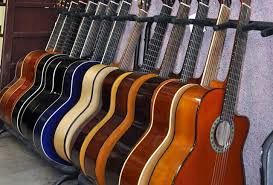 گیتارهای میلیاردی در اصفهان توقیف شدند